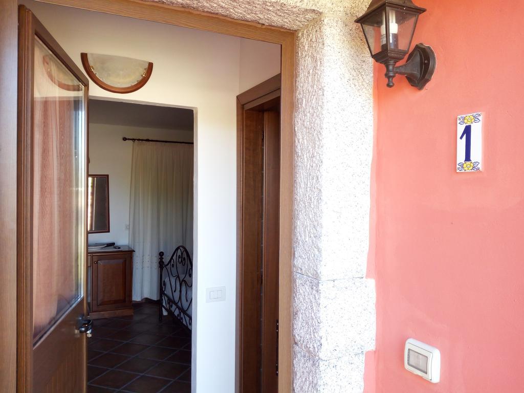 Turismo Rurale L'Agliuledda Villa Sant'Antonio di Gallura Exterior photo