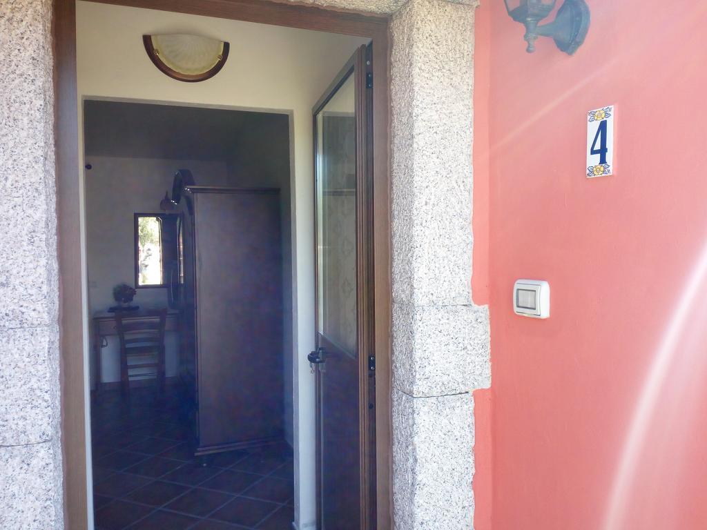 Turismo Rurale L'Agliuledda Villa Sant'Antonio di Gallura Exterior photo